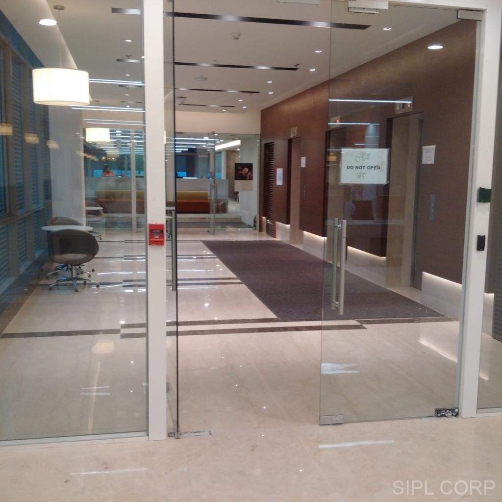 Reliance Jio Office Project – Satish Interiors Pvt. Ltd